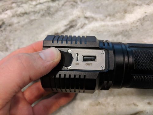 TK72R charging port