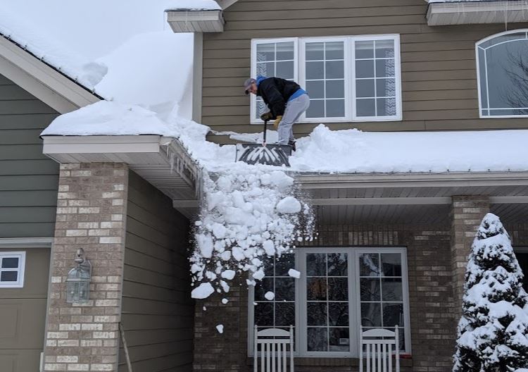 Q&A: "How much snow is safe for my roof?" - Structure Tech Home Inspections